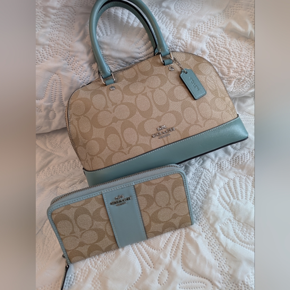 Coach Beige Signature Satchel and Wallet with Light Blue Trim *READ*